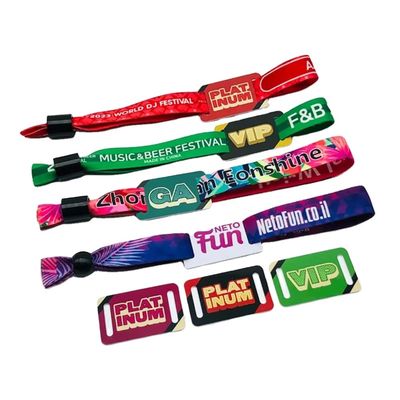 Taille et logo personnalisés Bracelet RFID en polyester / ruban pour les événements de festival de concert