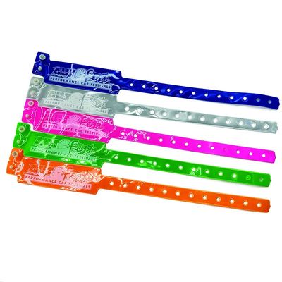 Bracelets en PVC de 250*25 mm pour une identification facile lors d'événements et de festivals