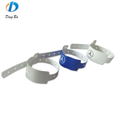 Bracelet en vinyle en PVC plastique imperméable à l'eau 250*25mm large forme pour l'accès au festival uniquement