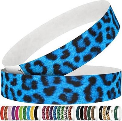 Des bracelets en papier résistant aux larmes pour les concerts et les fêtes