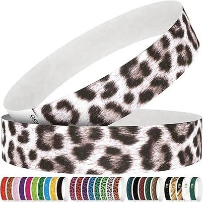 Des bracelets en papier résistant aux larmes pour les concerts et les fêtes