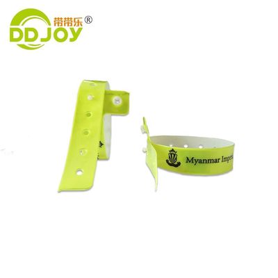 Pass VIP Entrée Événements Bracelet en PVC doux personnalisé pour un accès unique et exclusif