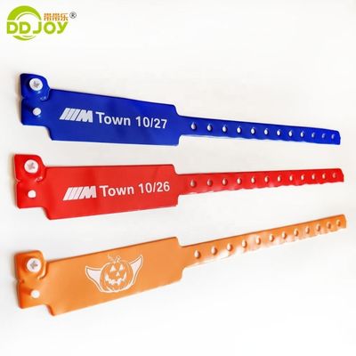 Un bracelet jaune pour tout festival
