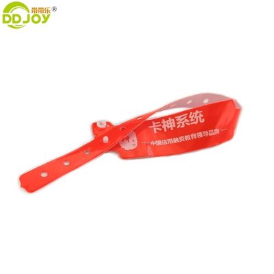 Logo personnalisé accepté Bracelet en plastique Bracelets en PVC pour événement de musique pour hommes