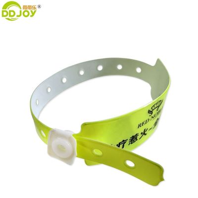 Logo personnalisé accepté Bracelet en plastique Bracelets en PVC pour événement de musique pour hommes