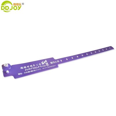 Bracelet réfléchissant d'entrée de fête pour hommes avec logo du client et logo personnalisé