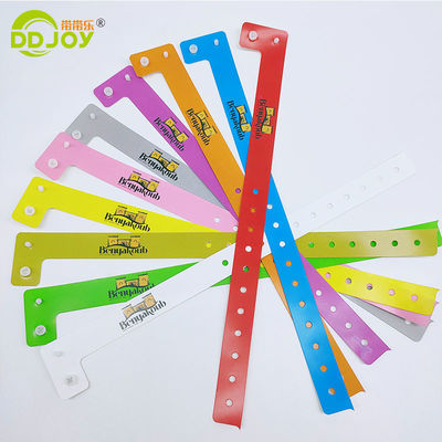 PE billets d'entrée étanches Bracelet pour les événements Club Parc Logo d'impression sur mesure