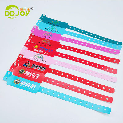 PE billets d'entrée étanches Bracelet pour les événements Club Parc Logo d'impression sur mesure