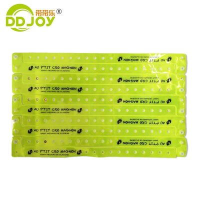 Bracelet bleu réfléchissant Plastic Vinyl Id Bracelet Impression avec logo personnalisé Expédition UPS DHL EMS Fedex TNT