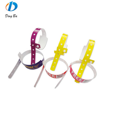 Main Stone Plastic Bracelet en papier synthétique violet pour les événements personnalisés Festival