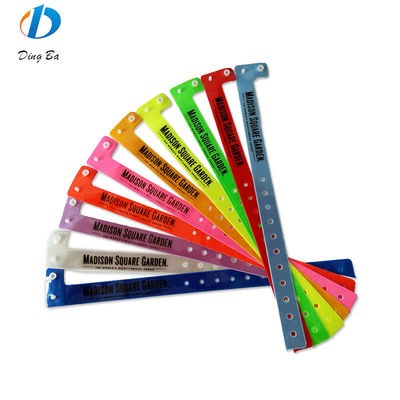 Autres poignets d'entrée en PVC/ en vinyle plastique réglables doux pour les événements et les fêtes