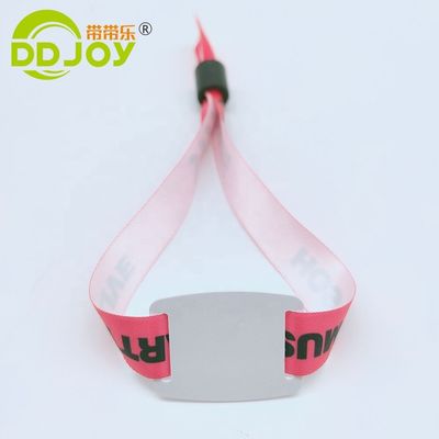 Bracelet jetable confortable personnalisé pour le contrôle d'accès personnalisé à l'événement