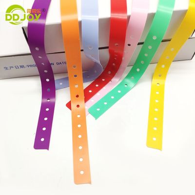 Style romantique 100 MOQ Bracelets en vinyle pour les événements Club Musique Rencontre Fête