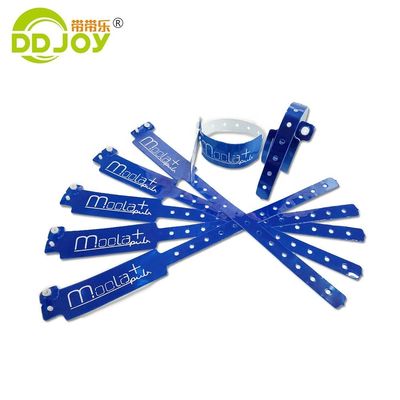 Autres matériaux Large forme Festival Sublimation Pulsera plastique Unisexe Bracelet en PVC