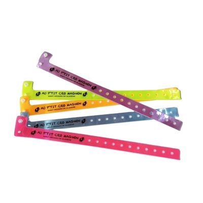 250*25mm/250*16mm Bracelet en vinyle rouge en PVC