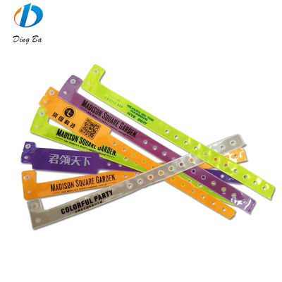 250*25mm/250*16mm Bracelet en vinyle rouge en PVC