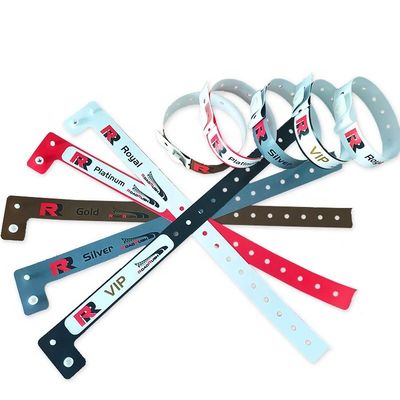 Événement anti-allergie personnalisé imperméable à l'eau CMYK LOGO Bracelet composite pour parc à thème