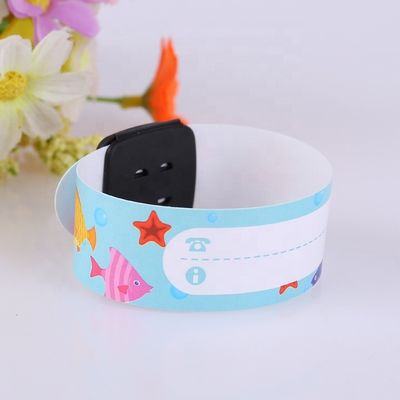 Couleur personnalisée de revêtement de bijoux écrits type bracelets pour les enfants de suivi d'identification