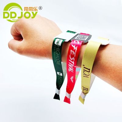 Contrôle d'accès Événements personnalisés Billet Bracelet RFID tissé Tissu Bracelet NFC Taille régulière 350*15mm