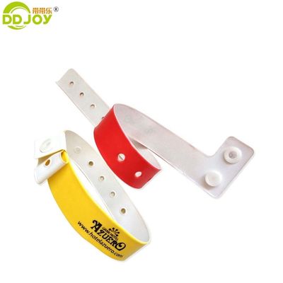 Bracelet personnalisé en PVC/matériau vinyle pour le prochain événement ou campagne