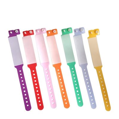 Bracelet en vinyle de PVC coloré pour les enfants au parc d'attractions 250*25mm et 170*18mm