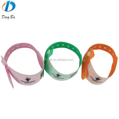 170*18mm Taille Bracelet de remise en forme Colorier bracelet pour enfant Bracelet de charme Bracelets plastique élastique