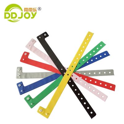 Des bracelets d'identification en PVC jetables de 250*25 mm avec un design personnalisable