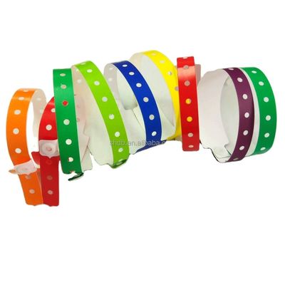 Des bracelets personnalisés pour toutes les occasions selon vos besoins