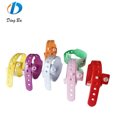 Parcs aquatiques doux certifiés ISO9001 pour enfants Événements et fêtes Bracelet de code à barres pour bébé