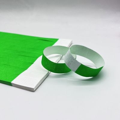 Bracelet Tyvek en papier imprimé pour les événements et les fêtes Logo OEM résistant aux larmes Acceptable