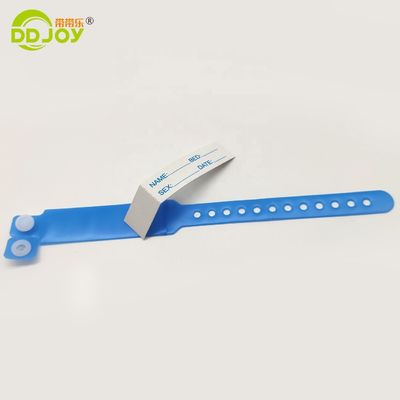 La bande d'identification de l'hôpital de style mode avec insert de carte personnalisée et pratique