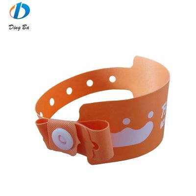 Type de bijoux Bracelets en plastique écologique jetable pour les concerts Bracelets en PVC/vinyle