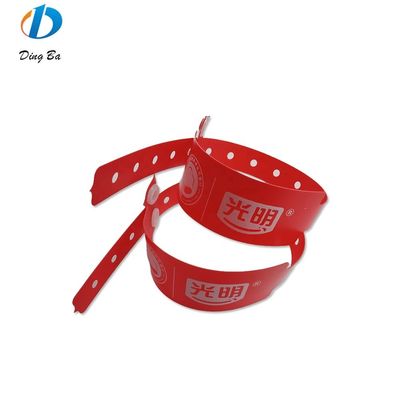 Type de bijoux Bracelets en plastique écologique jetable pour les concerts Bracelets en PVC/vinyle