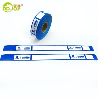 Logo personnalisé Bracelet de poignet en papier synthétique bleu pour les billets d'entrée scéniques
