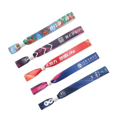 Parties d'occasion et événements Bracelets en tissu satiné personnalisés pour une seule fois
