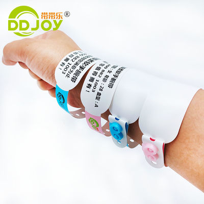 Bracelet à code QR jetable pour le parc du festival