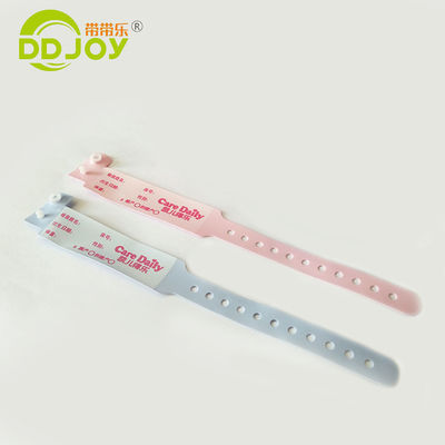 Bracelet médical personnalisé doux pour enfants Couleur rose 250 * 25 mm Taille adulte OEM