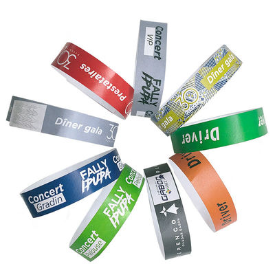 Des bracelets en papier Tyvek pour événements Festivals Concerts et activités musicales
