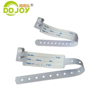 Options d'expédition UPS DHL EMS Fedex TNT Bracelet en PVC rose personnalisé pour l'hôpital