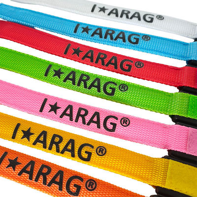 Impression offset personnalisée Nylon flashing Bracelets LED brillent dans l'obscurité pour les événements Concerts