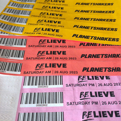 Des bracelets à code QR étanches idéales pour les invités / vendeurs / médias / personnel / billets VIP