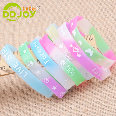 Taille personnalisée Bracelet en caoutchouc plastique pour les événements