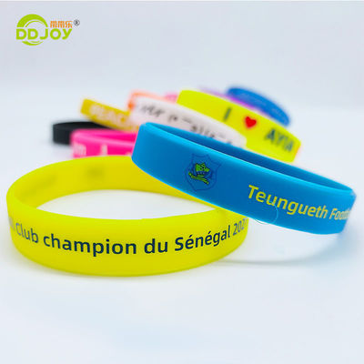 Taille personnalisée Bracelet en caoutchouc plastique pour les événements
