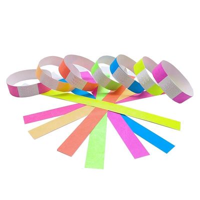 Des bracelets Tyvek de couleur néon personnalisables 250*19mm pour les festivals et les concerts