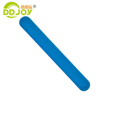 Couleur personnalisée de revêtement réfléchissant Snap Slap Bracelet pour les enfants large sélection de couleurs