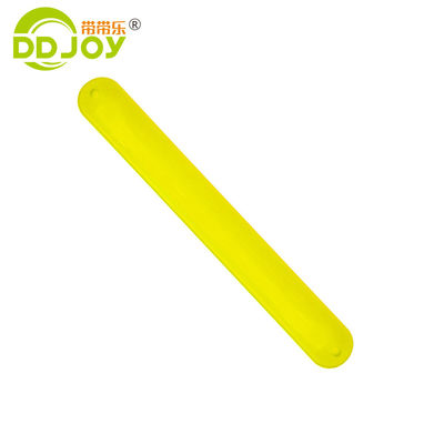Couleur personnalisée de revêtement réfléchissant Snap Slap Bracelet pour les enfants large sélection de couleurs