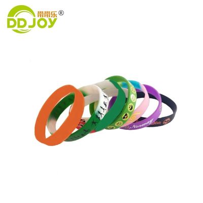 Bracelet rouge en silicone pour événements Coloris solide Bracelet pour adultes bijoux type bracelets