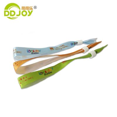 Bracelet en tissu polyester personnalisé coloré pour des scénarios d'utilisation illimités