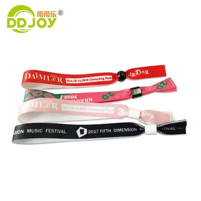 Événements du festival 2024 Bracelet tissé sur mesure pour des scénarios d'utilisation illimités et logo sur mesure