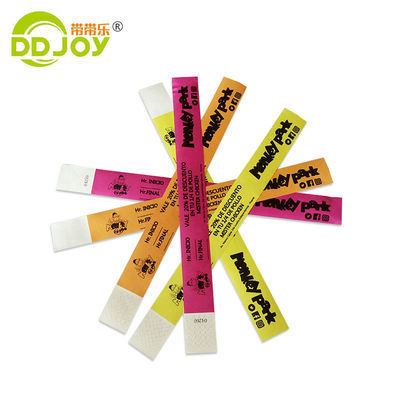 Une impression en couleur Tyvek bracelets en papier pour les fêtes Festival Club Parc scolaire DDJOY-TW019